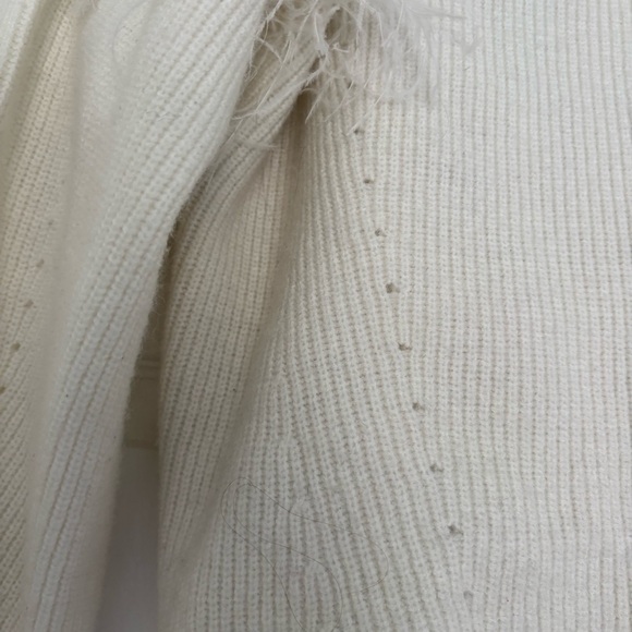 Le Lis Cream Sweater with Feather Details - Picture 3 of 6